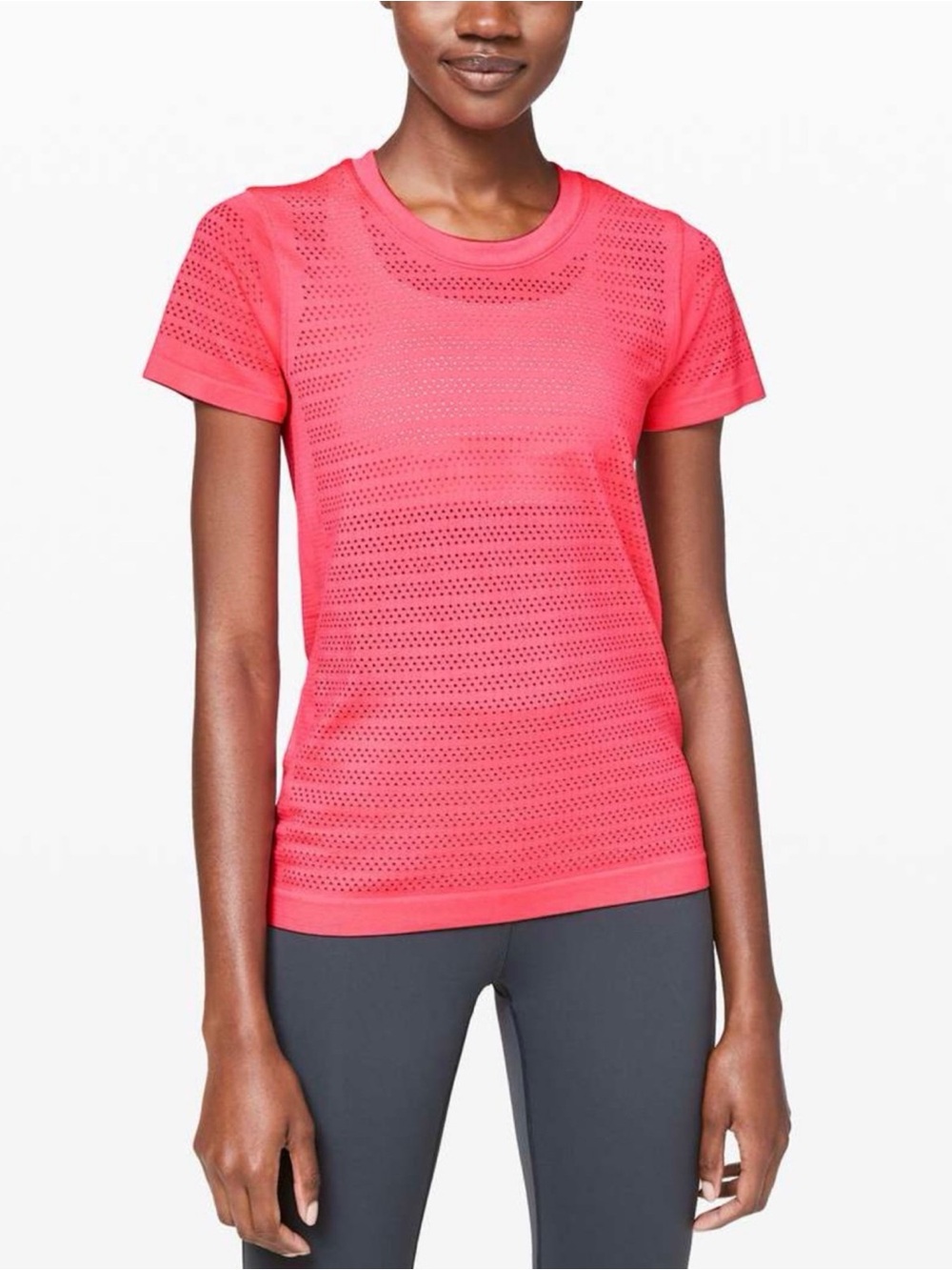 Lululemon Breeze By Short Sleeve Sz 8 *Squad
In Glossy / Glossy